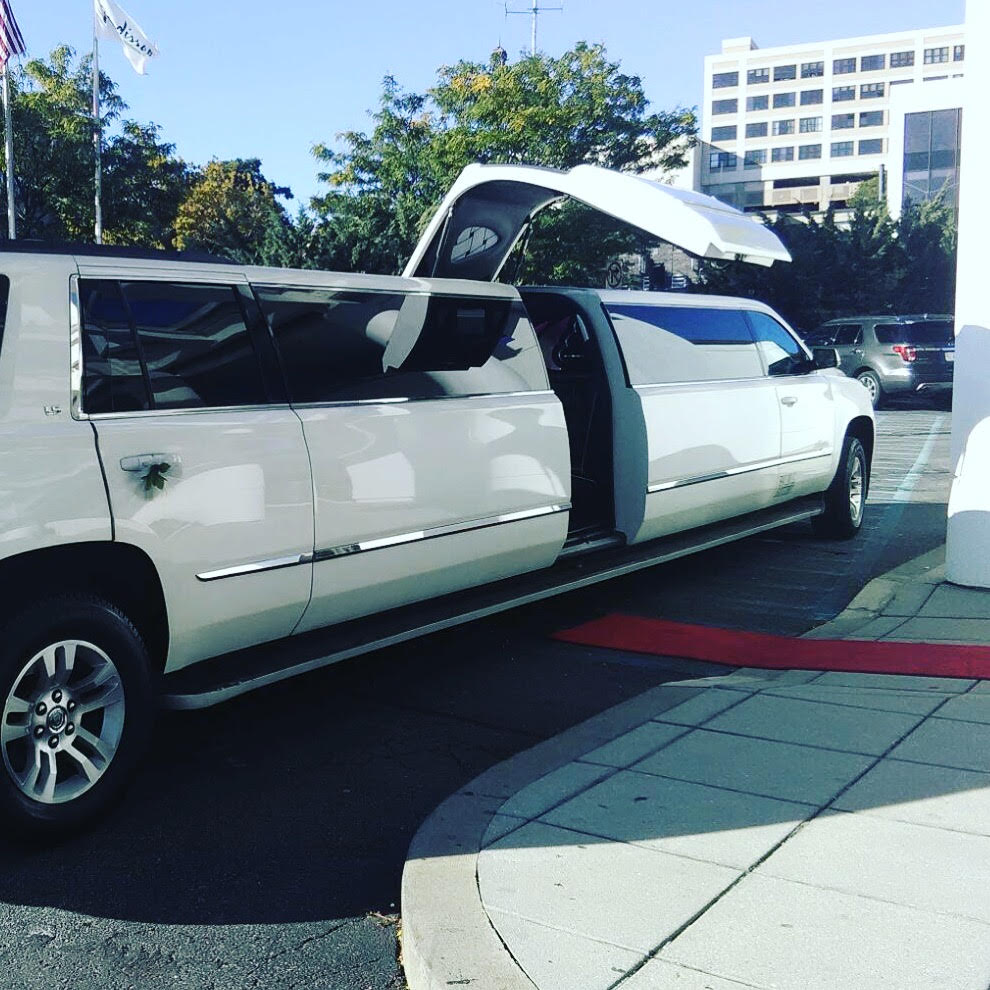 Cadillac Escalade Jet Door - New Jersey Limo Service